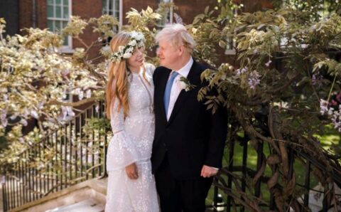 Их Британийн Ерөнхий сайд Борис Жонсон гурав дахь удаагаа гэрлэлээ