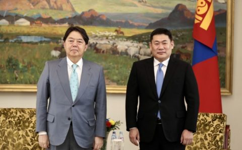 Япон улс Украины асуудлаар ОХУ-д шахалт үзүүлэх олон улсын хөдөлгөөнд нэгдэхийг Монгол улсад уриалжээ