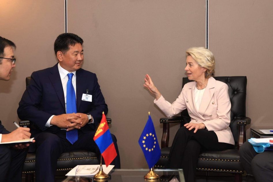 Монгол Улсын Ерөнхийлөгч У.Хүрэлсүх Европын Комиссын Ерөнхийлөгч Урсула фон дер Лайен-тэй уулзав