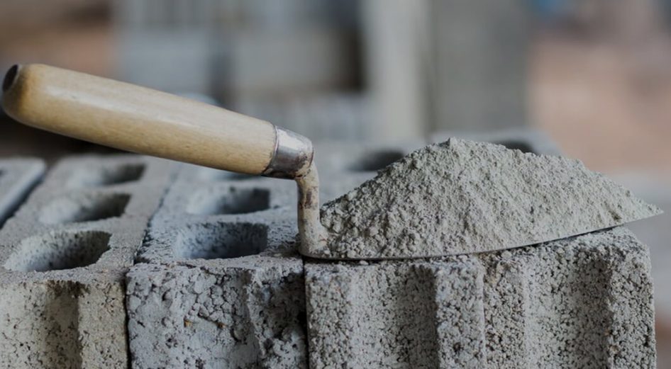 Цементны үнийн өсөлт барилгын компаниуд хаалгаа барихад хүргэж байна